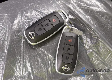 2025 Nissan Pathfinder S 4Wd z USA, uszkodzony, nr VIN 5N1DR3AC8SC314090